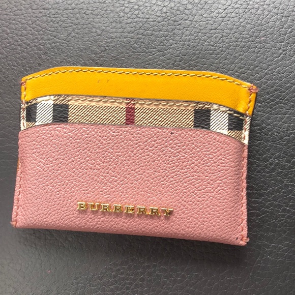 ๐Burberry๐๐ ๐ณ Card Holder ๐๐ณ๐Pre โค๏ธโd ๐ - Picture 2 of 8